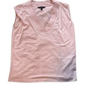 Banana Republic Blush Pink Sleeveless Blouse V-Neck Lightweight Elegant Workwear